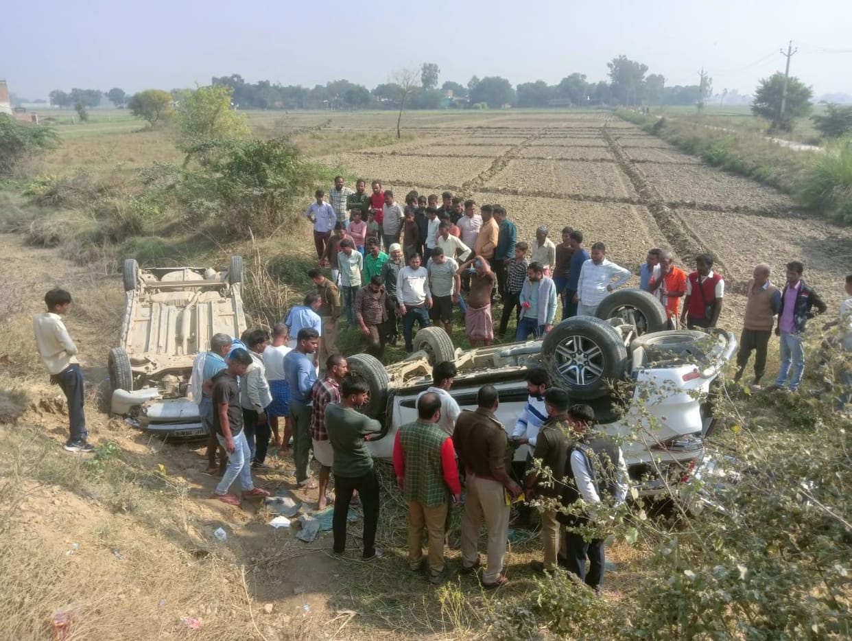 Bhojpur MLA's family escapes after cars collide and fall into ditch