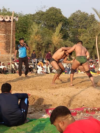 Rajendra from Rajasthan defeated Mohit from Bharua.