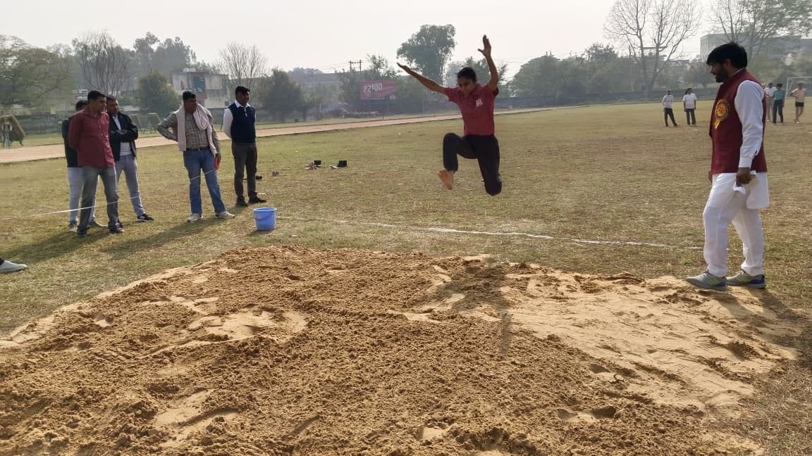 The best athlete in the women's college sports competition was the finalist.