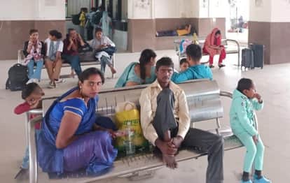 Jansadharan Express arrived 10.30 hours late