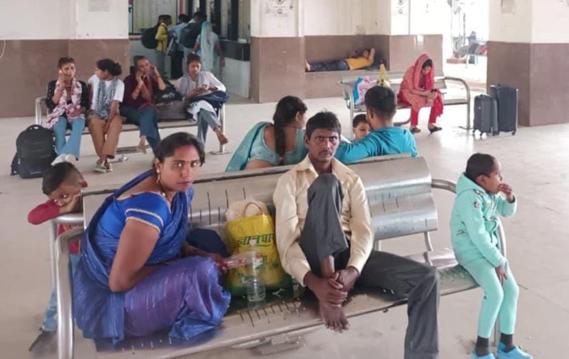 Jansadharan Express arrived 10.30 hours late