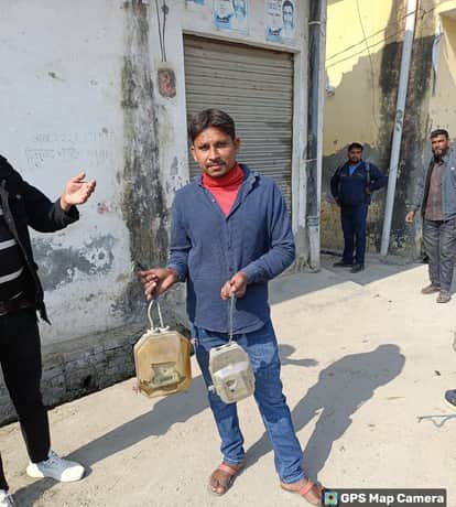 Meters disconnected from 20 electricity consumers who owed Rs 32 lakh