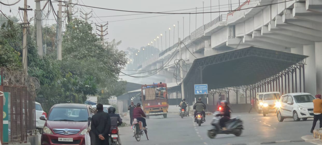 The minimum temperature in Narnaul reached 5.5 degrees, the lowest of the season.