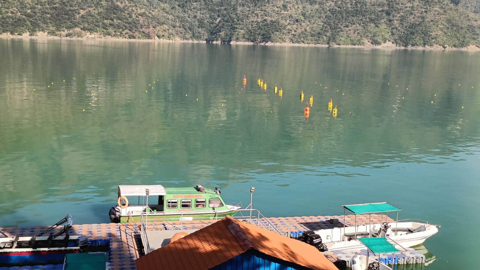 टिहरी झील