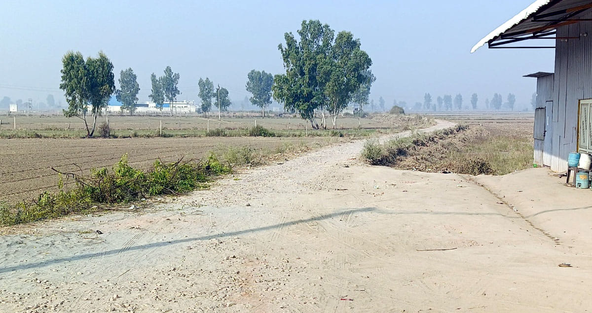 Dumada-Chandana road has not been constructed for three years