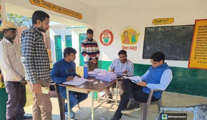 SIR: Forms are not being returned after distribution, BLOs are worried