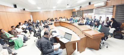 222 papers presented on the second day of the Agricultural Economics Conference at HAU