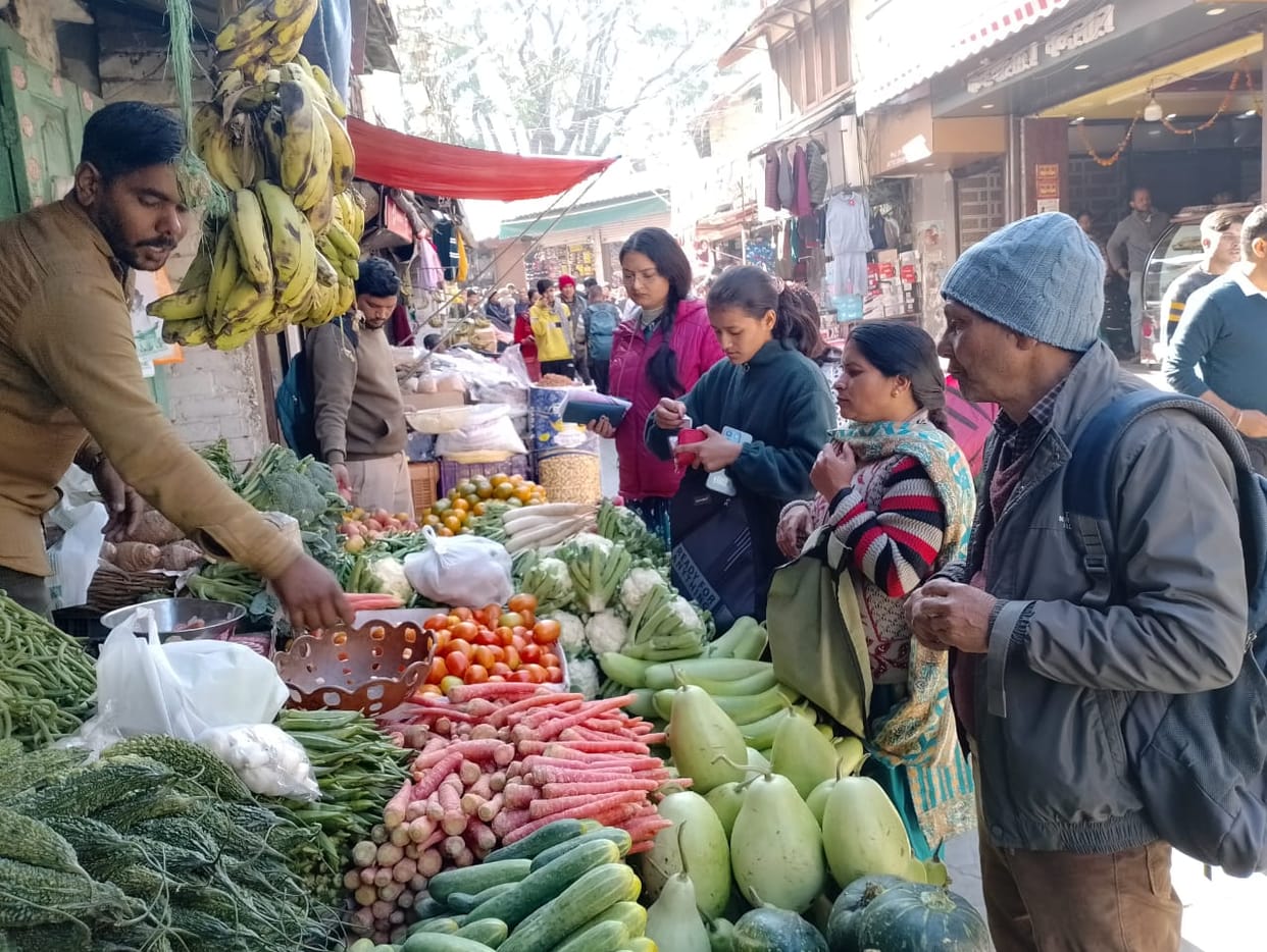 Tomato prices jump to Rs 60, capsicum sells for Rs 120 per kg