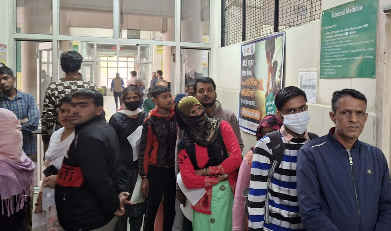 Doctors staged a two-hour pen-down strike to protest against the direct recruitment of SMOs.