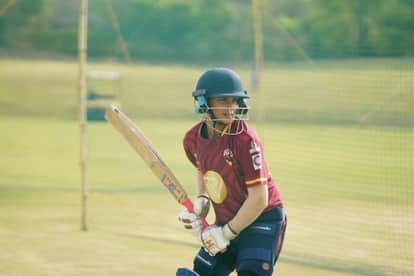 Gwalior's Anushka Sharma created history again, she was bought for Rs 45 lakh in WPL.