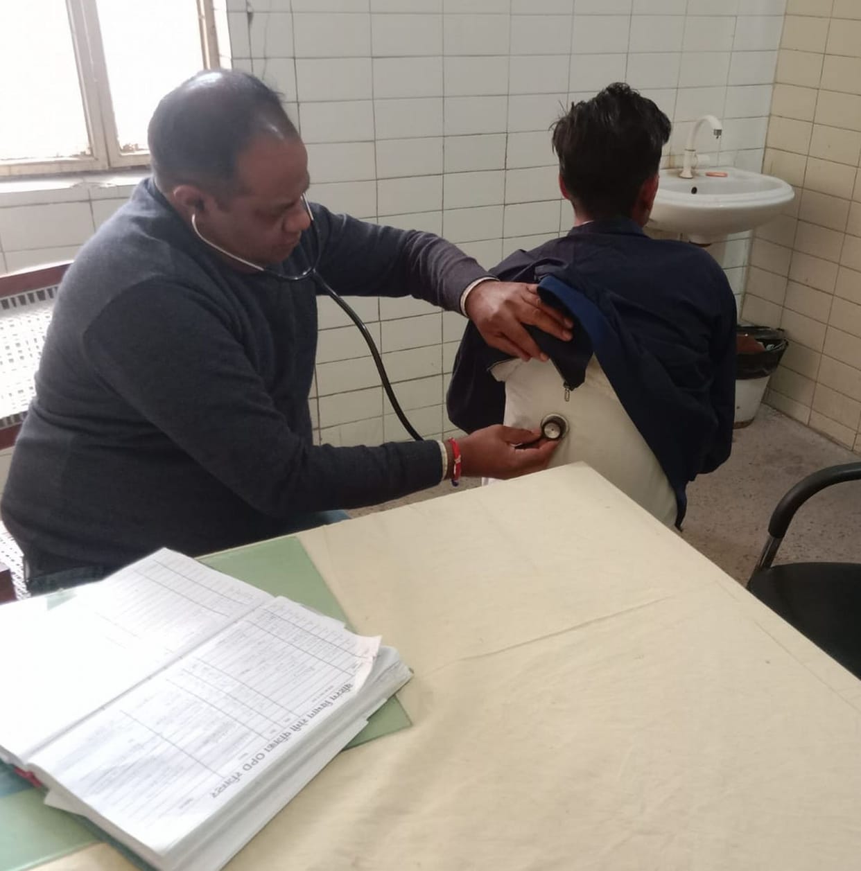 The cold is taking a toll on children, with an increasing number of children suffering from cold diarrhea.