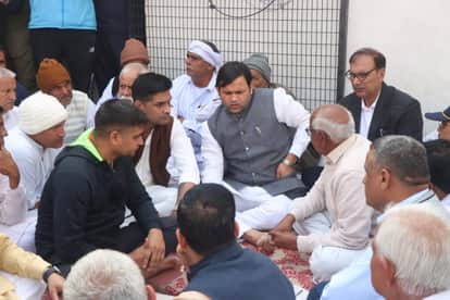 This is too much! The Sports Minister came from Chandigarh to offer condolences... Officials couldn't leave the city.