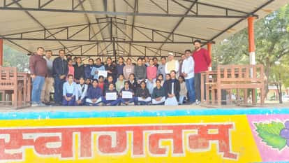 Many problems including construction of sports stadium were raised in the youth gram panchayat.