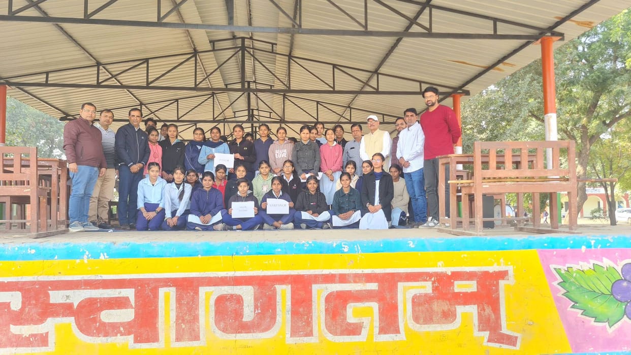 Many problems including construction of sports stadium were raised in the youth gram panchayat.