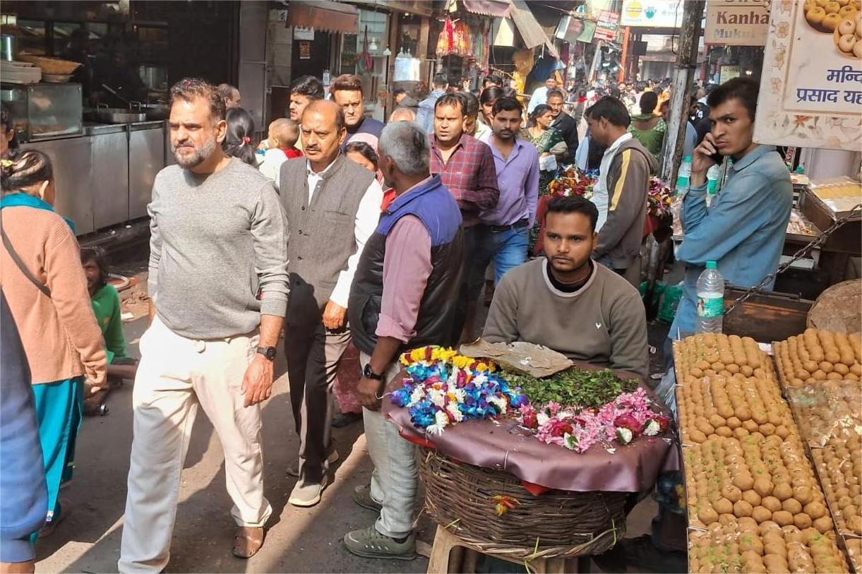Encroachment in the narrow streets of Shri Banke Bihari Temple