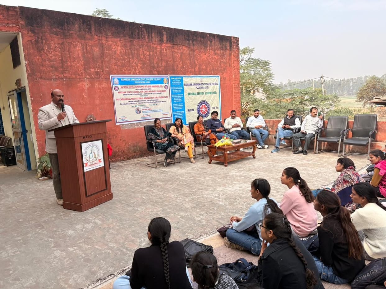 In the seminar, the students were told about the ill effects of drugs.