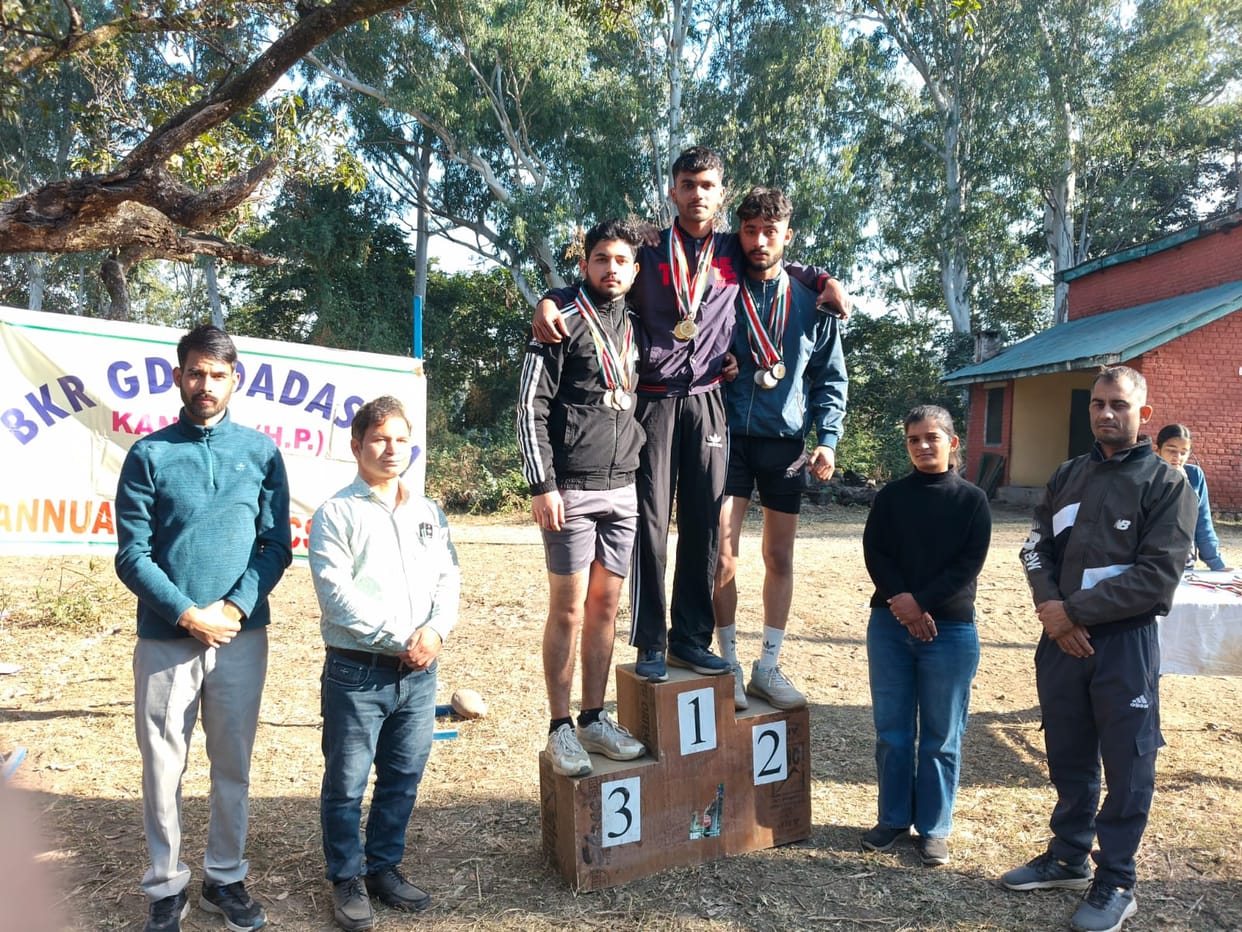 Rihan and Vanshika were awarded the title of Best Athlete