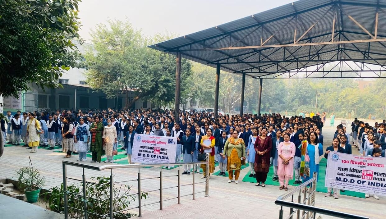 Teachers and students pledged to stop child marriage.