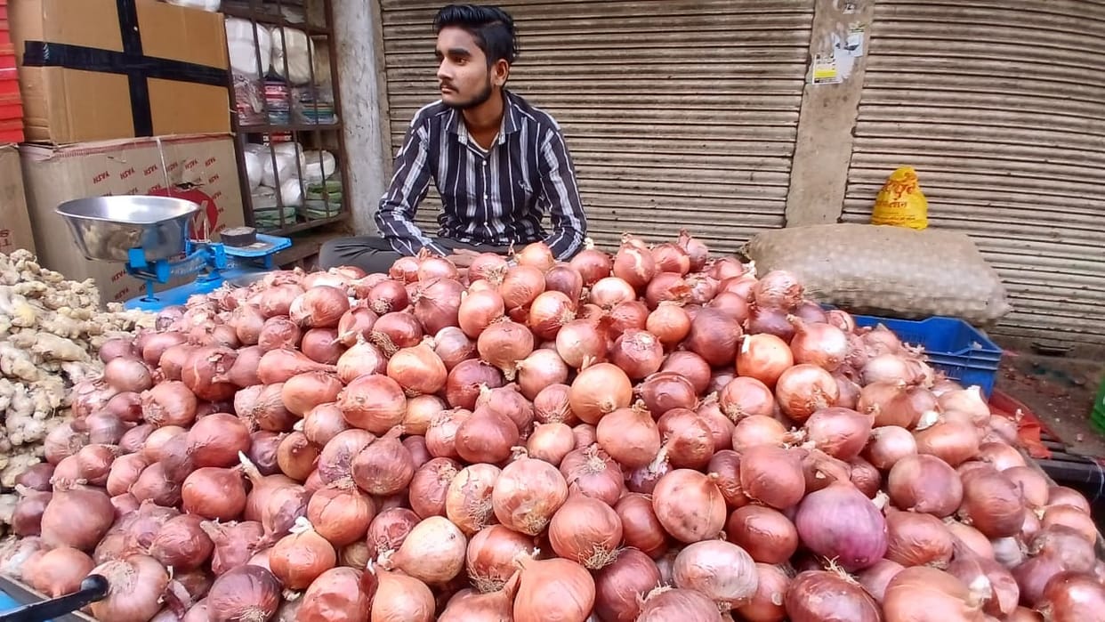 Onions will be available for Rs 19 per kg in Delhi-NCR.