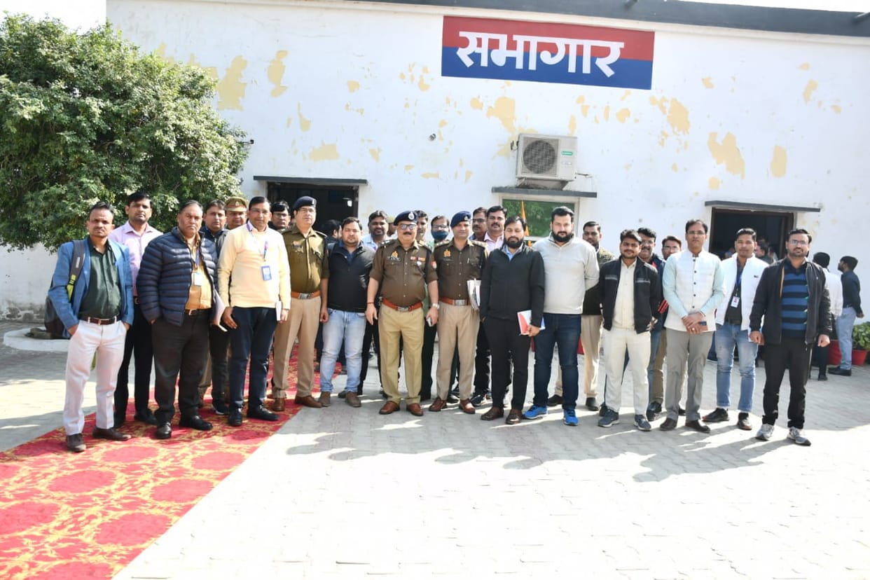 Banks and police should strengthen coordination, financial crimes will be stopped: SSP