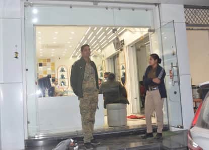 Satna News: GST team seals three shops in Sarafa Bazar