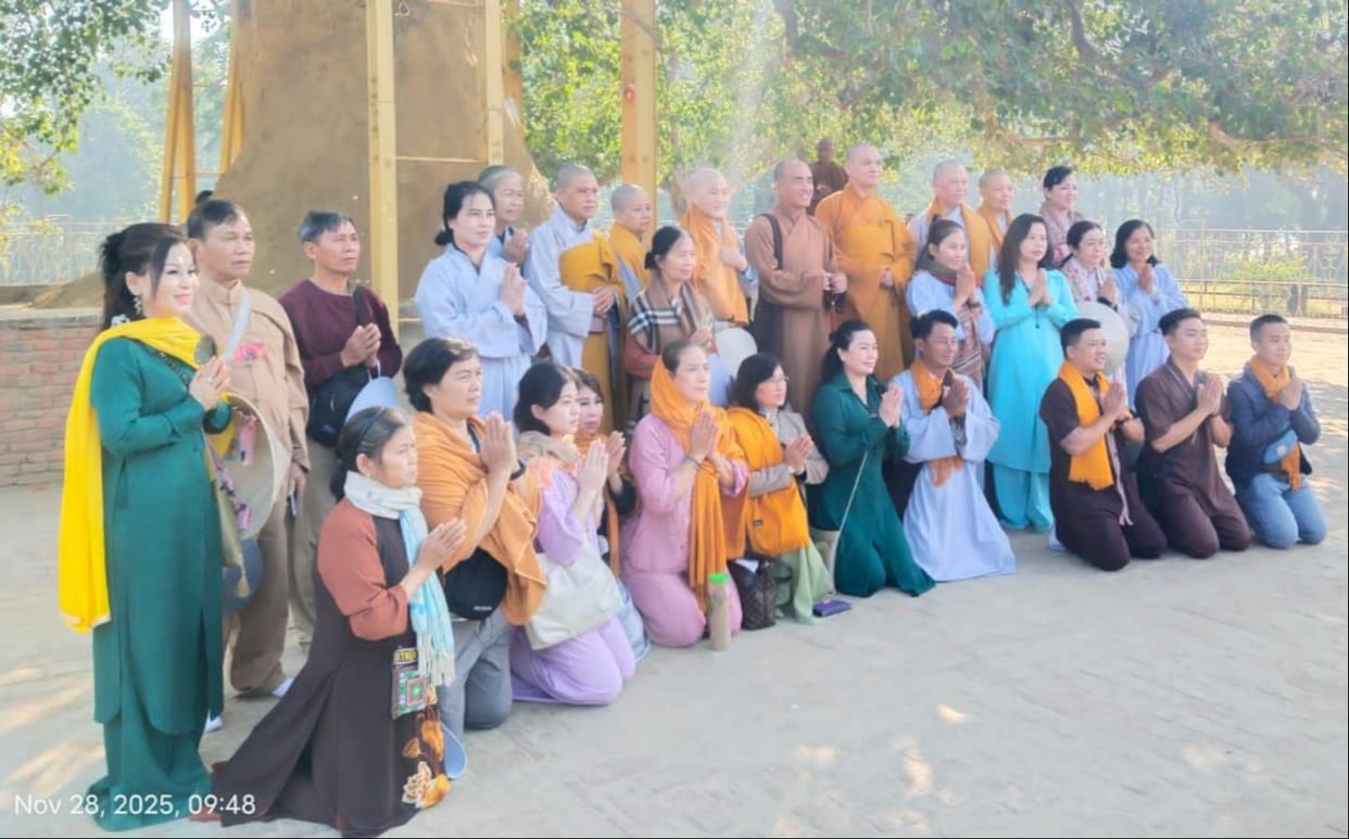 Lord Buddha could distinguish between truth and falsehood: Devanand