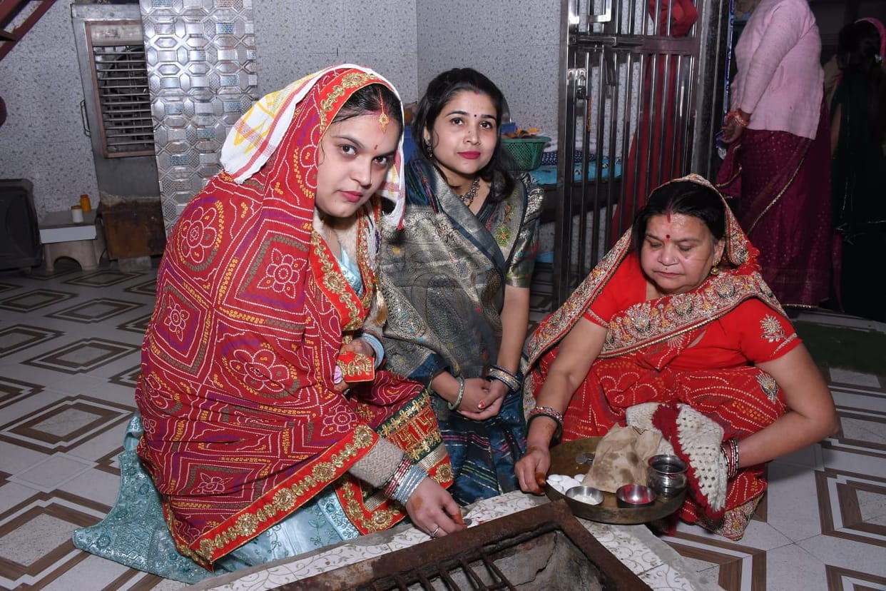 Well worship was performed on the birth of a daughter in Shantinagar, giving the message of equality.