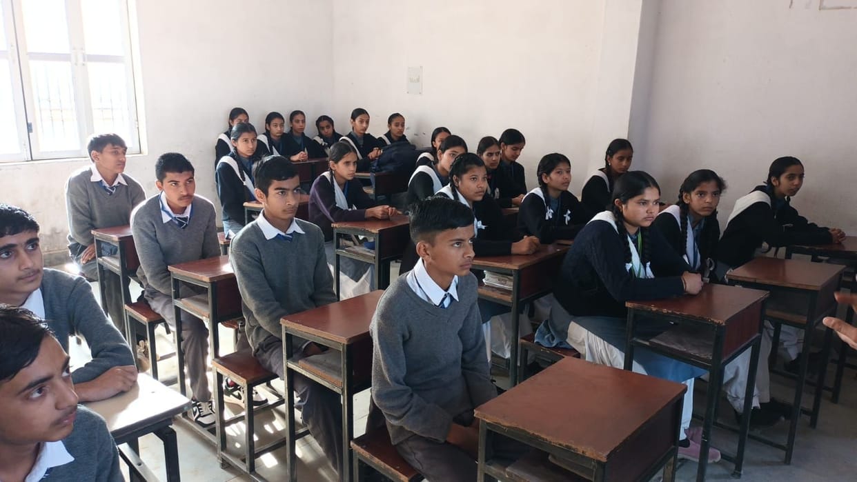 Students of Triphalghat made aware on drugs