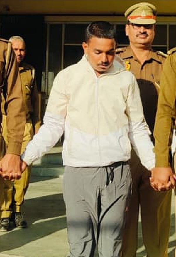 Brother beats sister, strangles her to death and then runs over her body with car