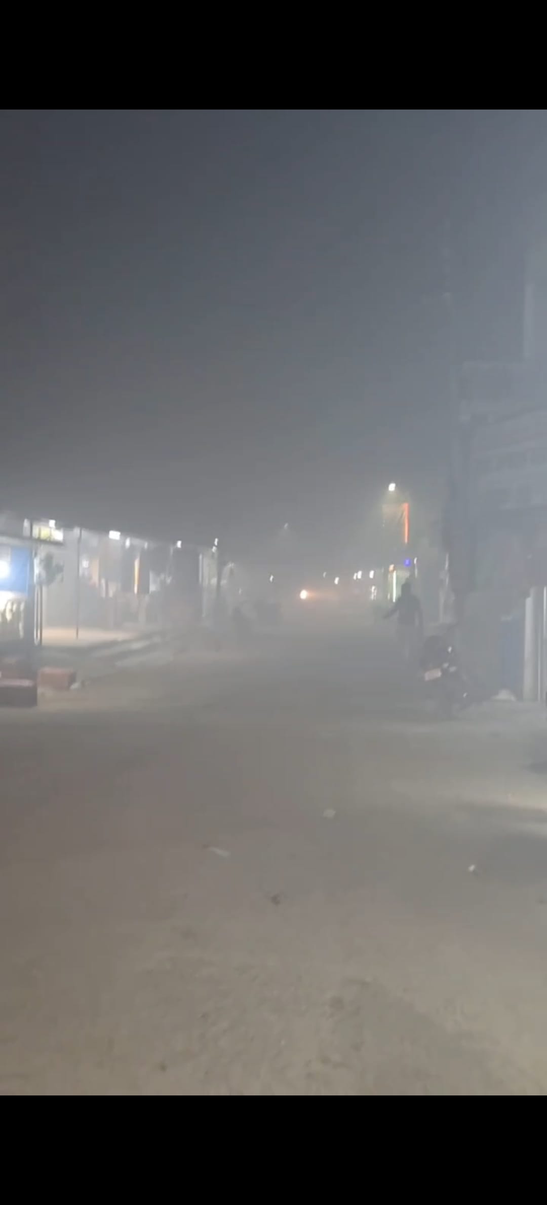 Garbage set on fire, people troubled by smoke