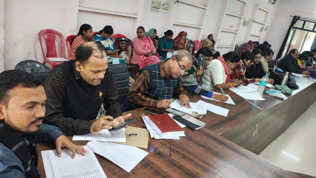 The DM reprimanded the family for not filling out the census form.