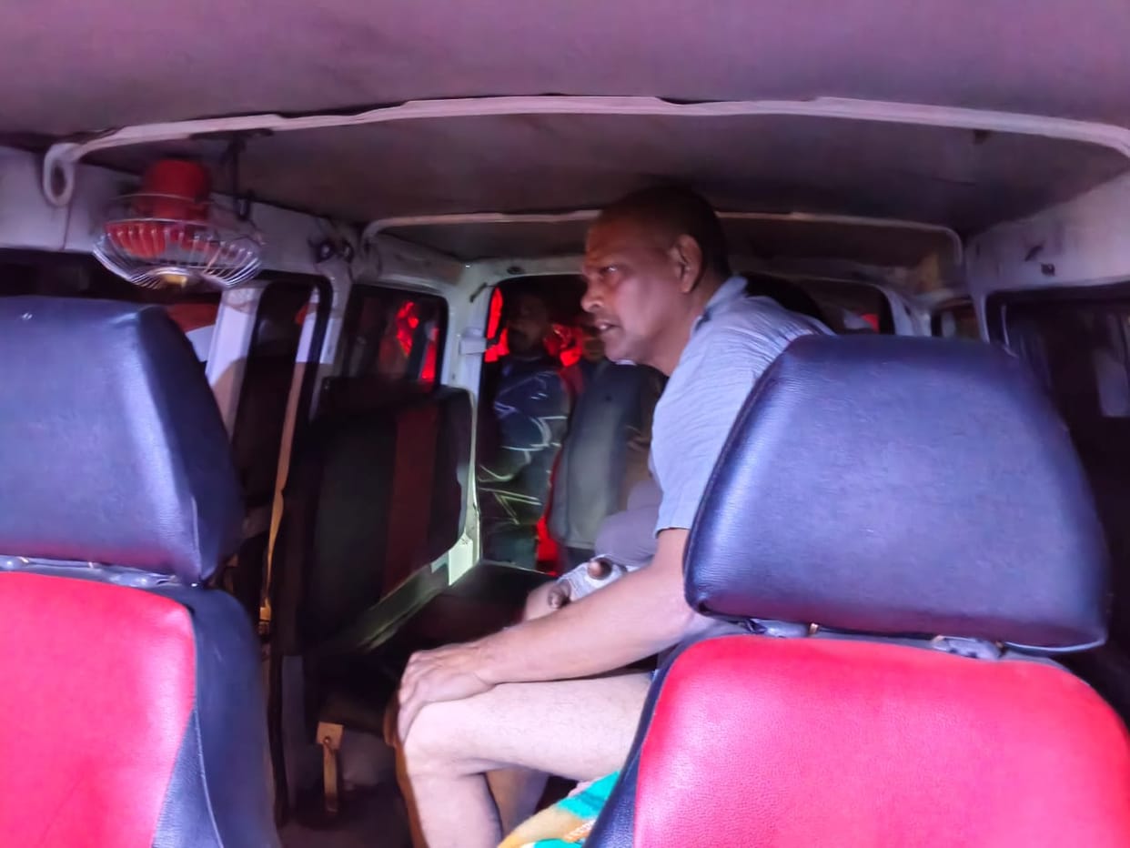 Injured husband bids final farewell to wife from ambulance