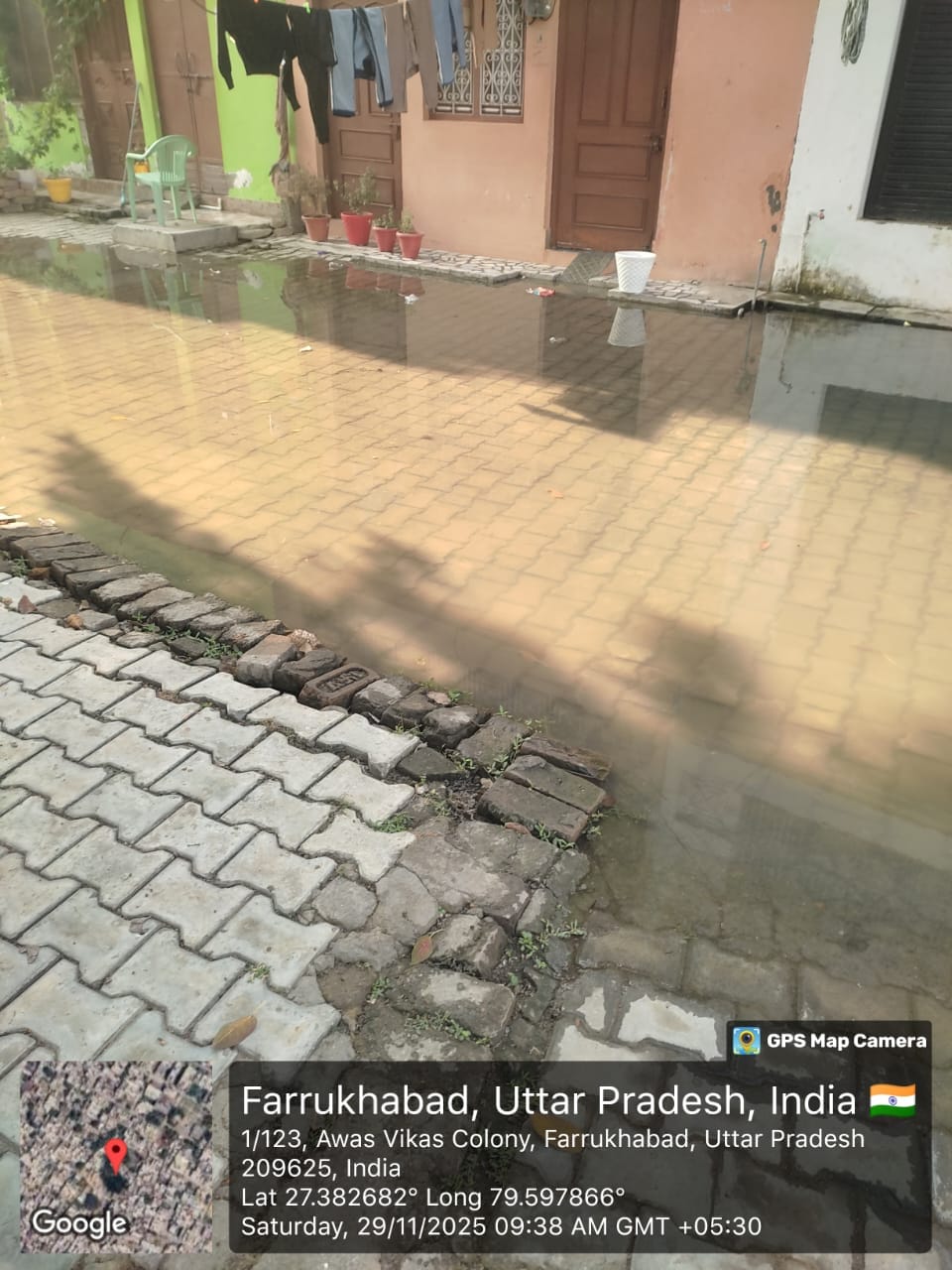Pipeline broken for five days, water supply to 100 houses