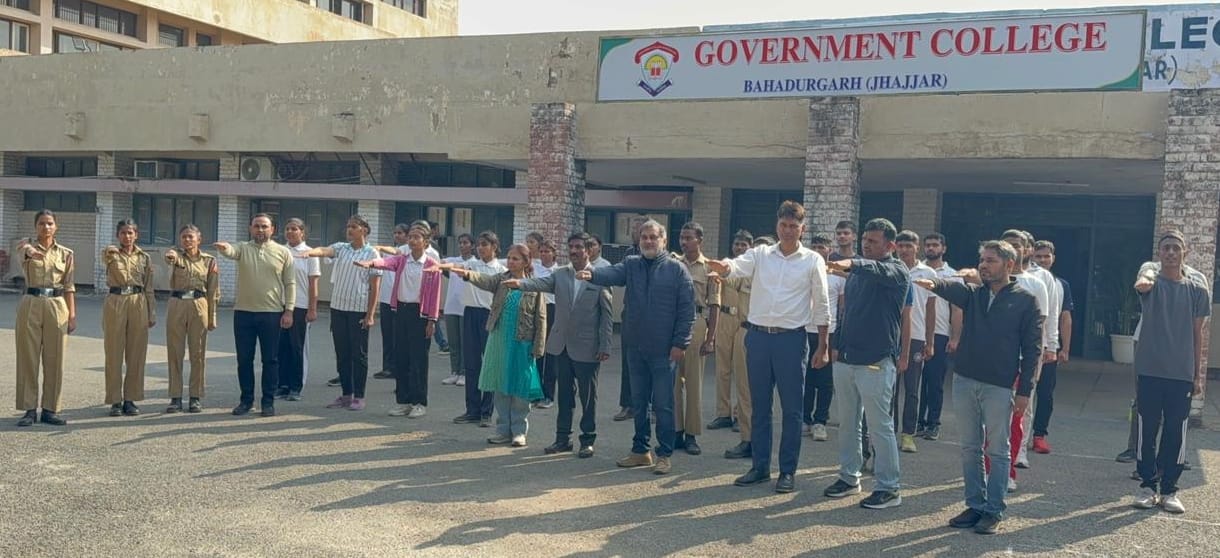 Constitution inspires us to fulfill our rights and responsibilities: Dalbir