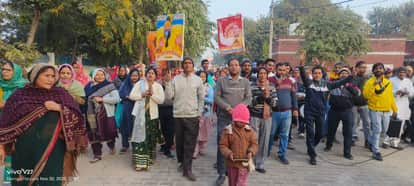 Radha Rani's praises echoed in the temple.