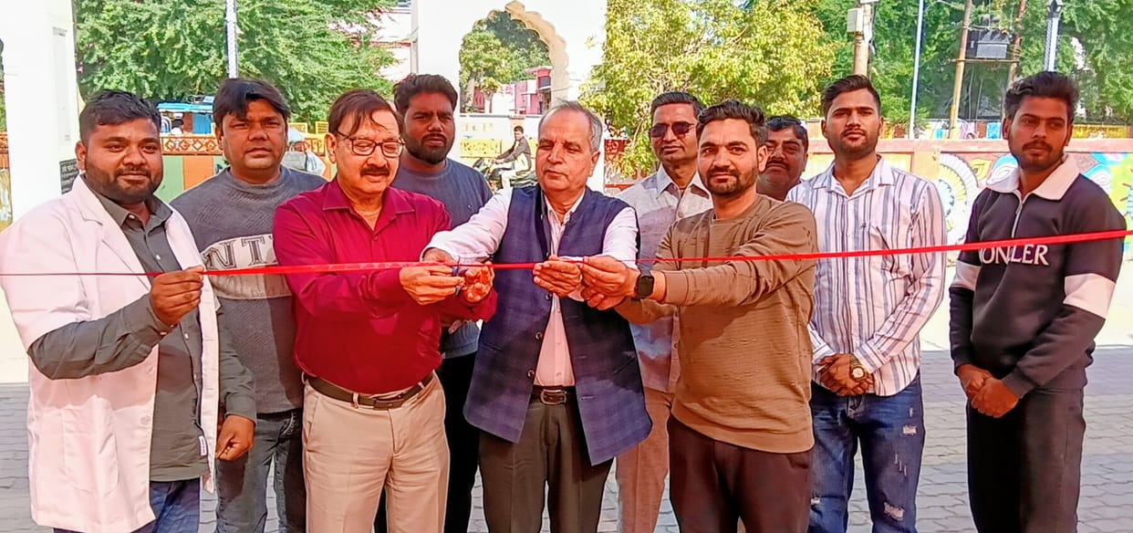 70 people donated blood in the camp