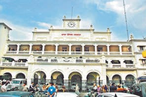 Moti Mahal Deluxe restaurant fined for single-use plastic