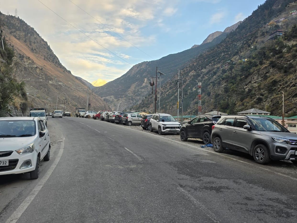 No parking facility in Tapri