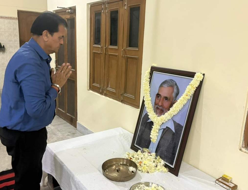 Tributes paid to UKD leader Diwakar Bhatt