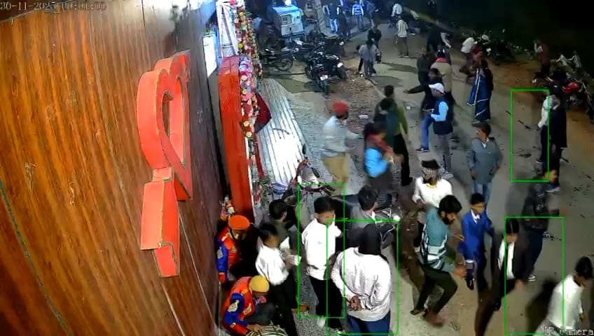 Nalanda news Fight and firing between two wedding guests in Nalanda, case registered.