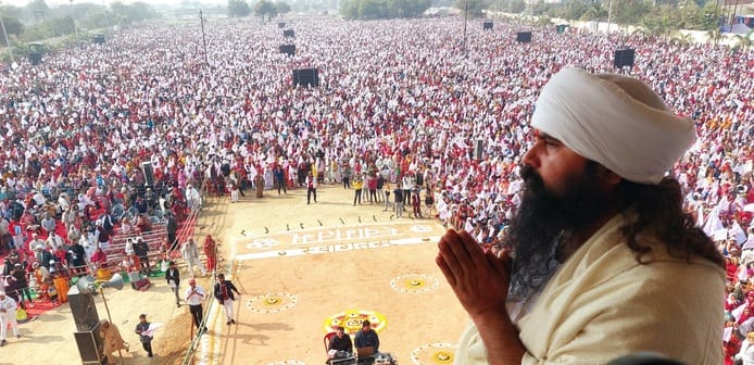 Pankaj Maharaj gave the message of humanity.