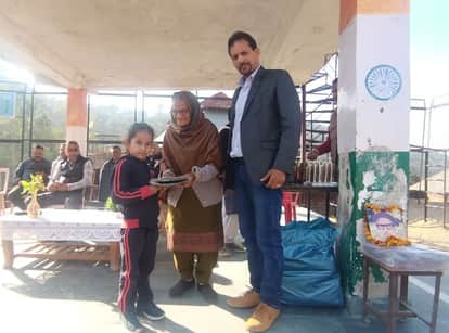 Warm clothes distributed to children of Tripalghat school