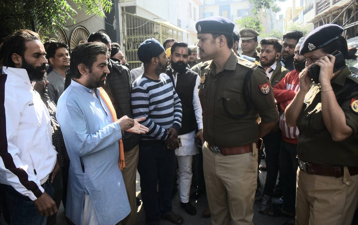 Attempt to spoil the atmosphere in Thapar Nagar, meat thrown in front of religious place, commotion