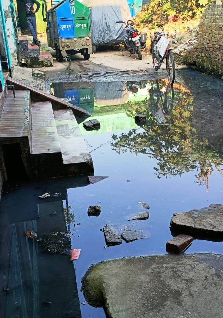 Dirty water flowing in the streets, municipality faked disposal of complaintDirty water flowing in the streets, municipality faked disposal of complaint