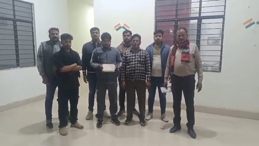 Three smugglers arrested with heroin worth Rs 1.50 crore