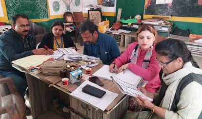 1.80 Lakh Voters Missing in Agra Electoral Roll Survey Duplicate Names to Be Removed