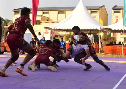 Kabaddi tounament in gorakhpur, Karnataka and Haryana register victories