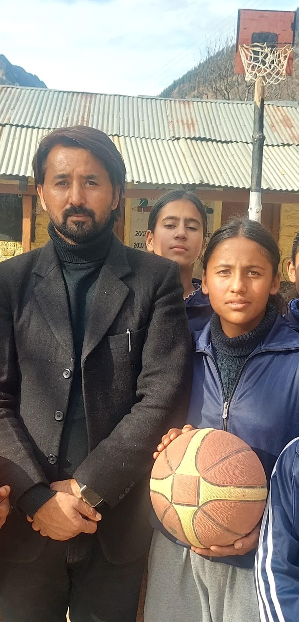 Kinnaur girl Rihana selected for national basketball competition