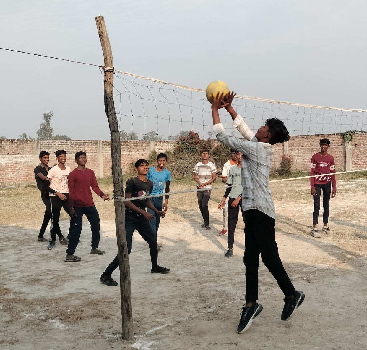 Bahorkha's team tops in volleyball