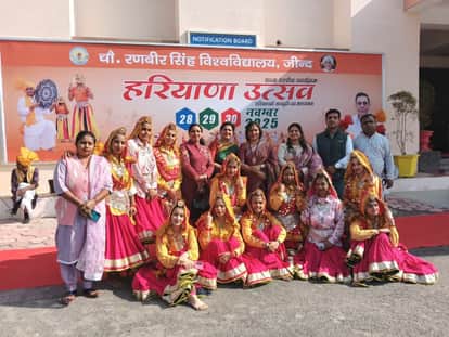Hindu College students created a stir in Haryana festival
